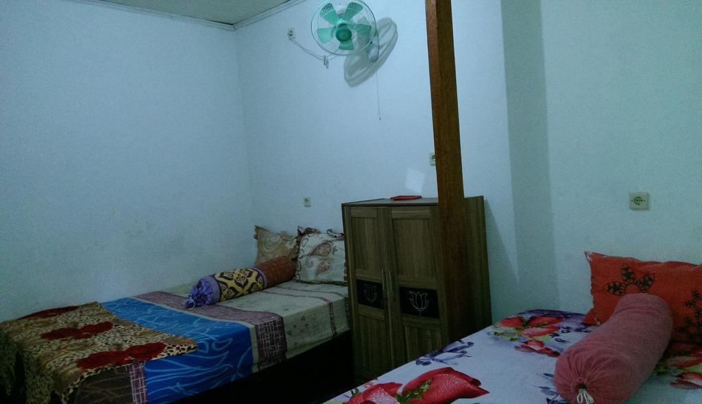 Diyah Homestay Kuta  Pokój zdjęcie